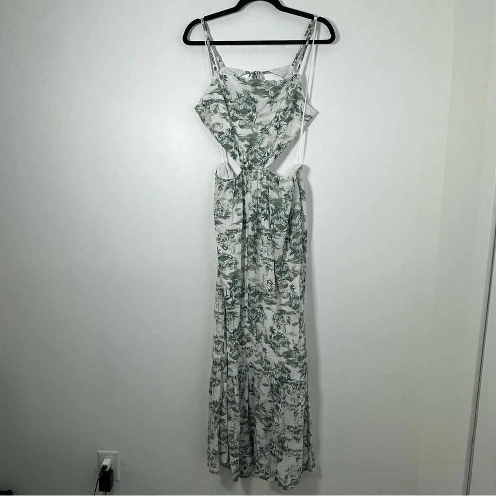 Abercrombie & Fitch Green & White Tropical Cut Out Maxi Dress L